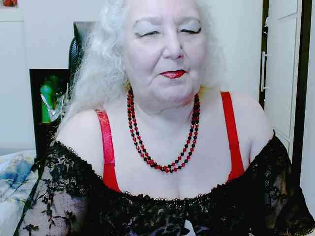 grannywants Live Webcam on BongaCams