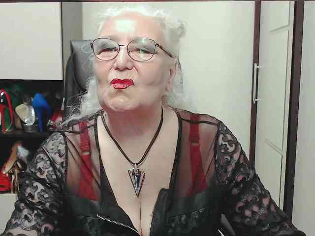 GrannyWants webcam