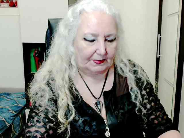 GrannyWants webcam