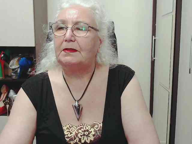 GrannyWants webcam