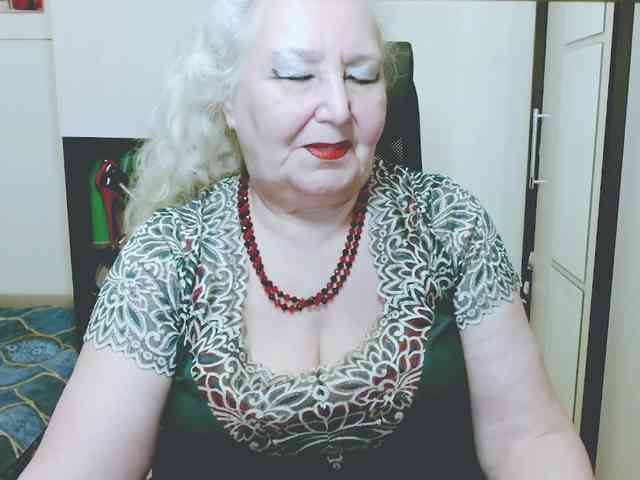 GrannyWants webcam