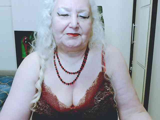 GrannyWants webcam
