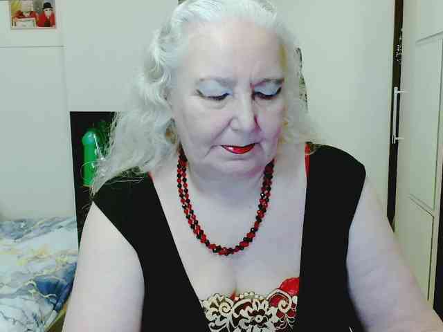 GrannyWants webcam