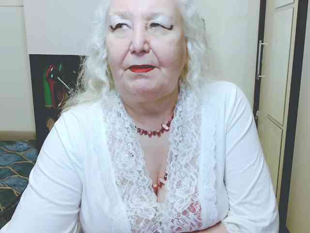grannywants Live Webcam on BongaCams