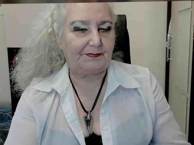 GrannyWants webcam