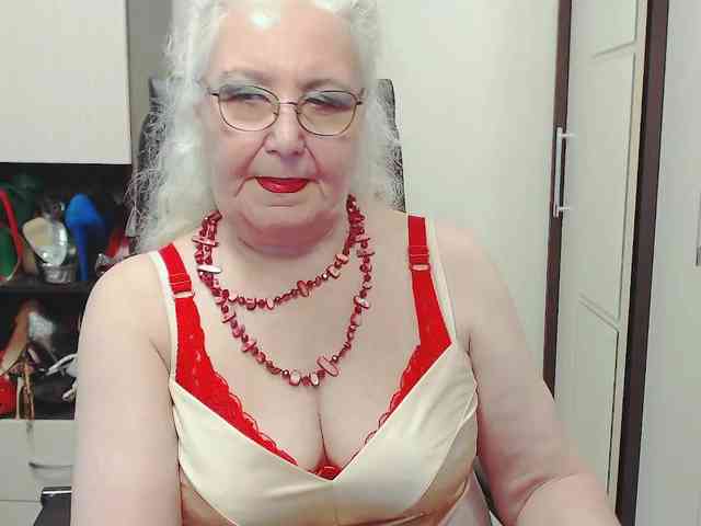 GrannyWants webcam