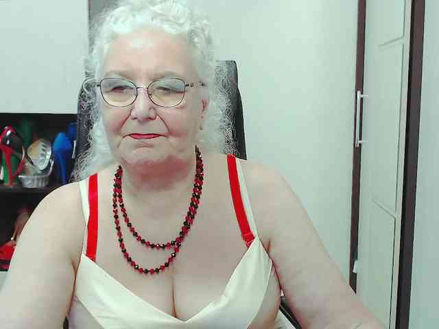 GrannyWants webcam