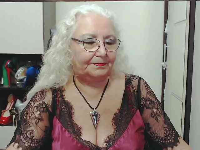 GrannyWants webcam
