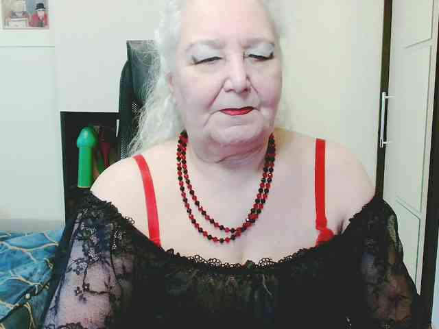 grannywants Live Webcam on BongaCams