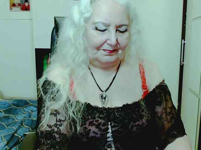 GrannyWants webcam