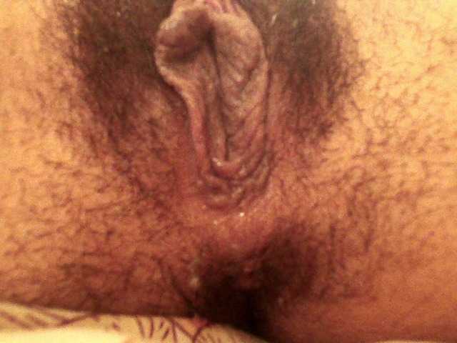 emmaherby1's BongaCams show and profile