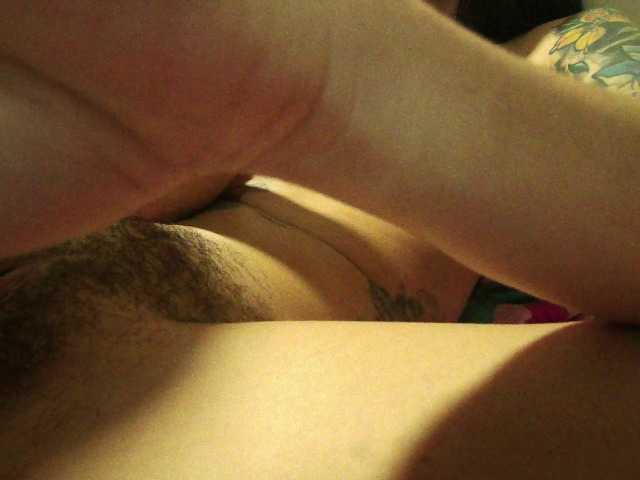 emmaherby1's BongaCams show and profile