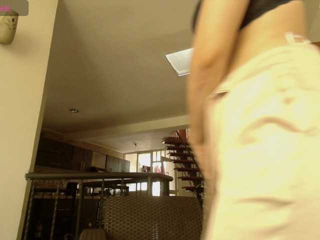 emmaherby1's BongaCams show and profile