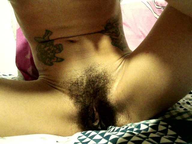 emmaherby1's BongaCams show and profile