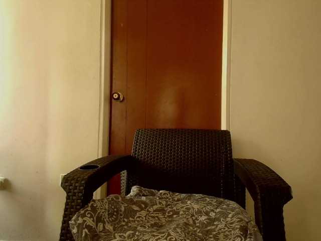 emmaherby1's BongaCams show and profile