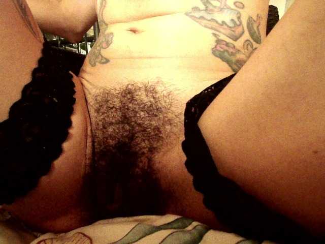 emmaherby1's BongaCams show and profile