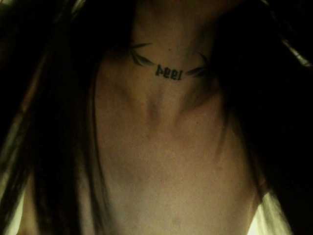 Sex chat gratuit in direct cu emmaherby1 pe BongaCams
