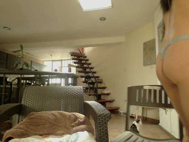 emmaherby1 from BongaCams