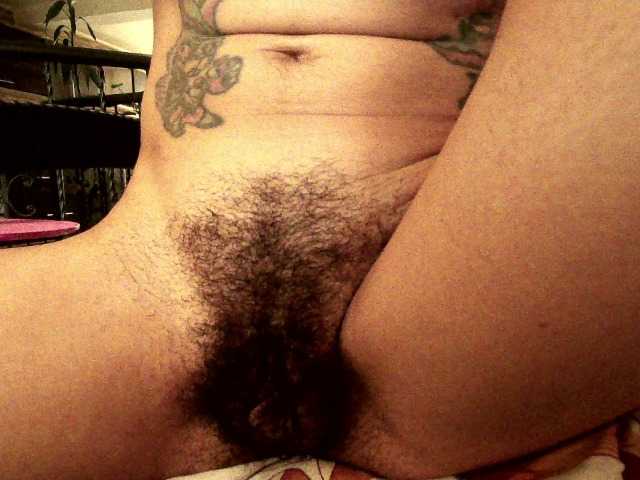 emmaherby1's BongaCams show and profile