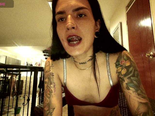 emmaherby1's BongaCams show and profile