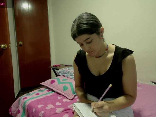 emmaherby1's BongaCams show and profile