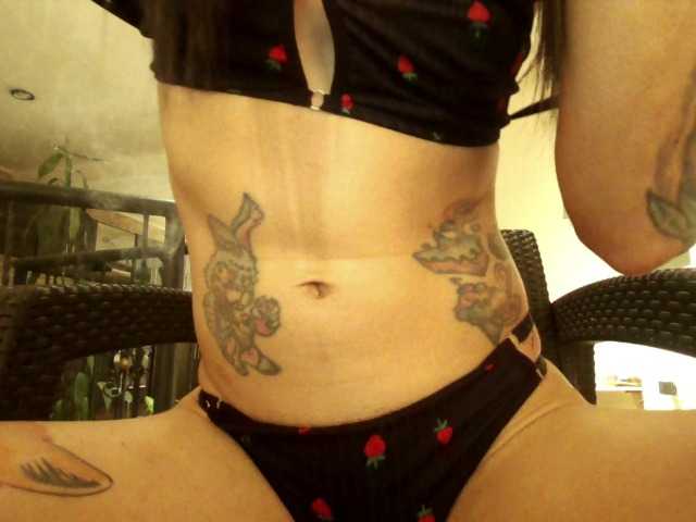 emmaherby1's BongaCams show and profile