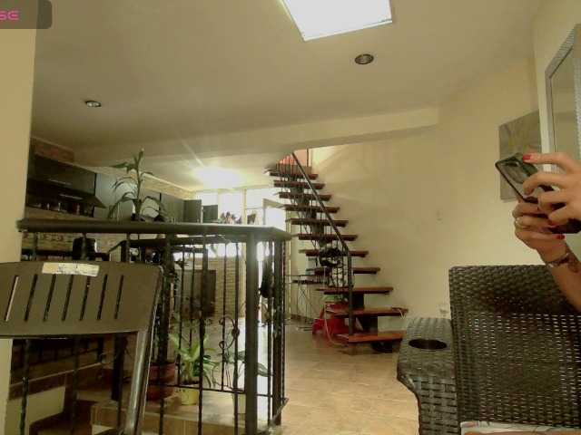 emmaherby1's BongaCams show and profile