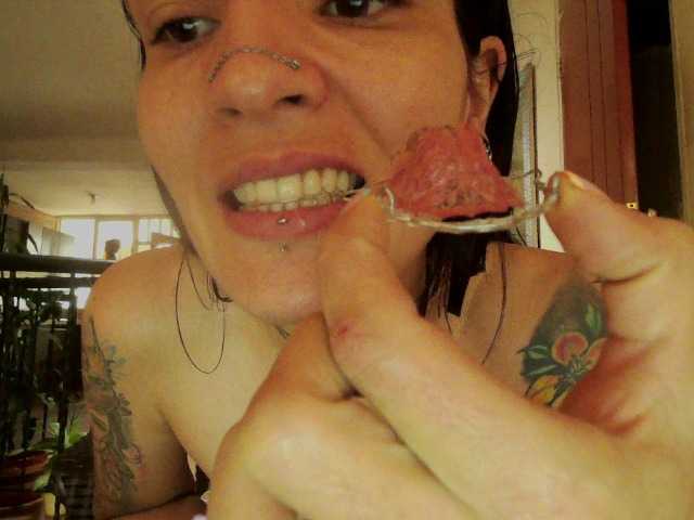 emmaherby1's BongaCams show and profile