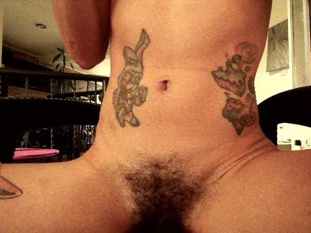 emmaherby1's BongaCams show and profile