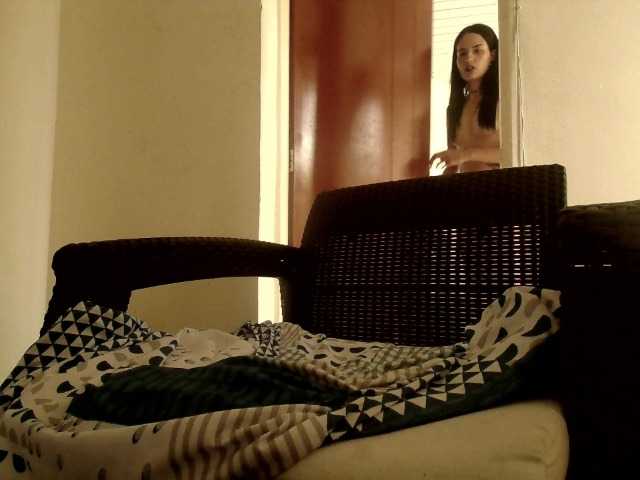 emmaherby1's BongaCams show and profile