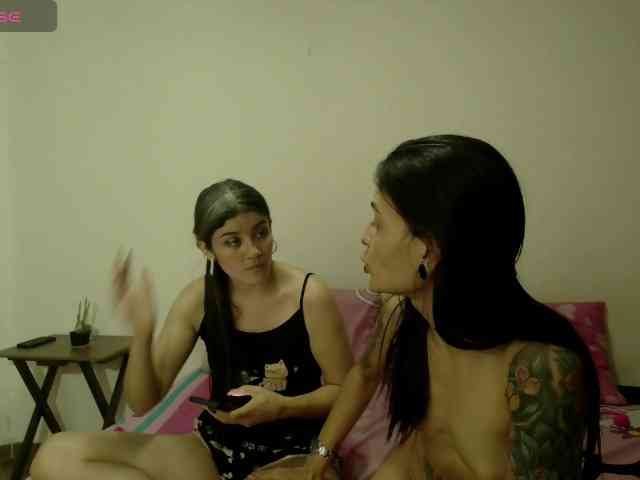 EmmaHerby1 webcam