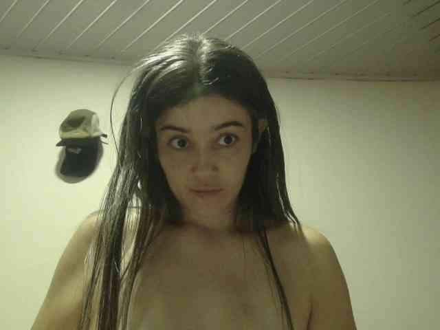 EmmaHerby1 webcam