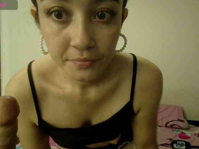 EmmaHerby1 webcam