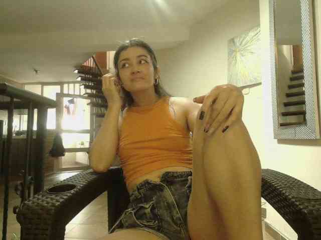 EmmaHerby1 webcam