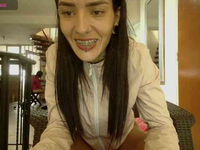 EmmaHerby1 webcam