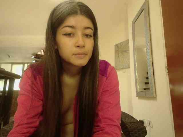 EmmaHerby1 webcam