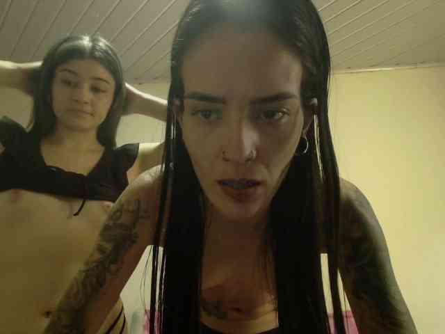 EmmaHerby1 webcam
