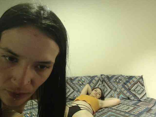 EmmaHerby1 webcam