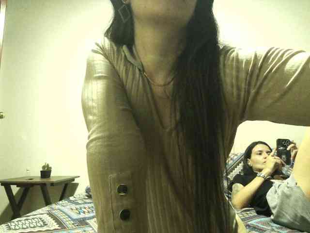 EmmaHerby1 webcam