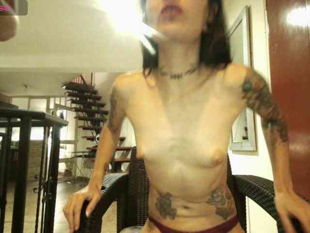 EmmaHerby1 webcam