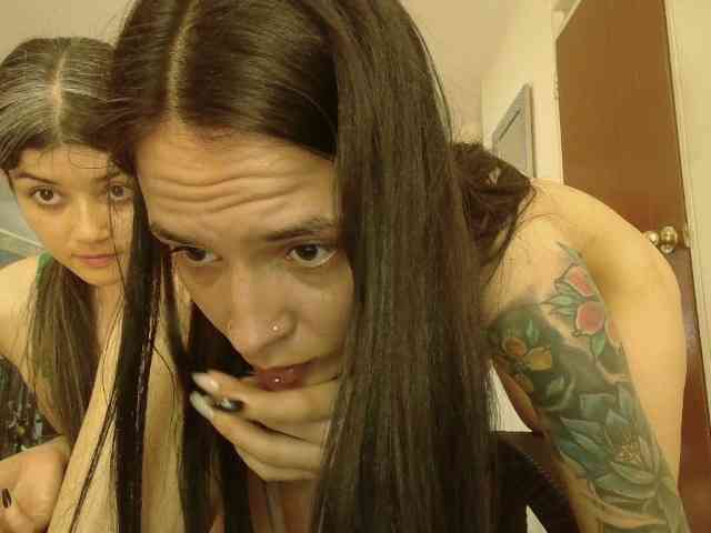EmmaHerby1 webcam