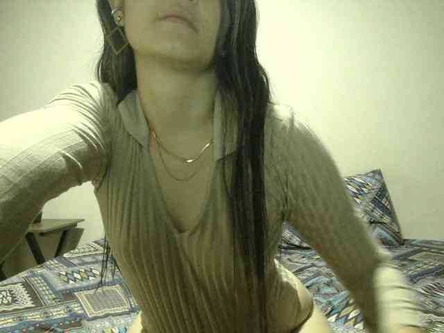 EmmaHerby1 webcam
