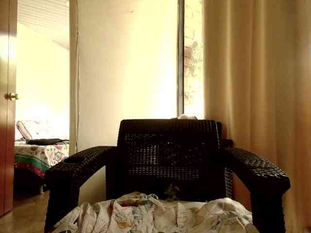 emmaherby1 Live Webcam on BongaCams