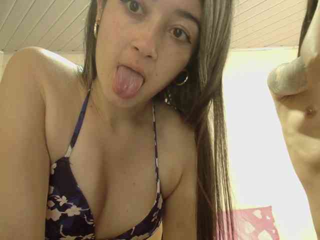EmmaHerby1 webcam
