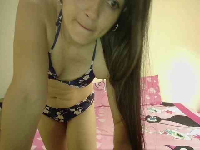 EmmaHerby1 webcam