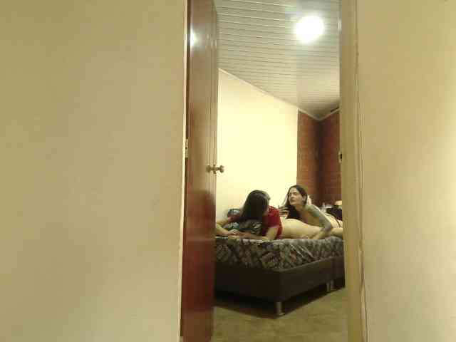 EmmaHerby1 webcam