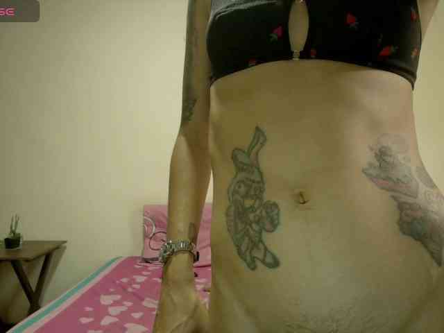 EmmaHerby1 webcam