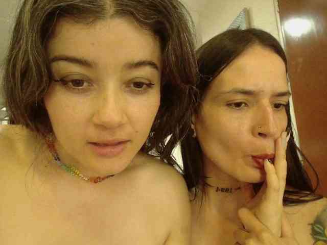emmaherby1 Live Webcam on BongaCams