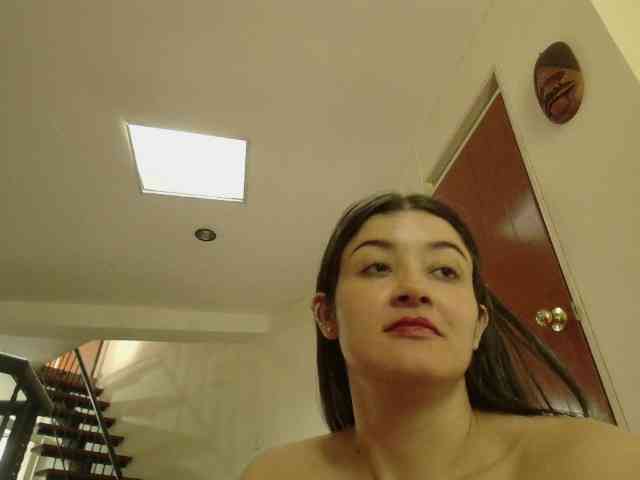 EmmaHerby1 webcam