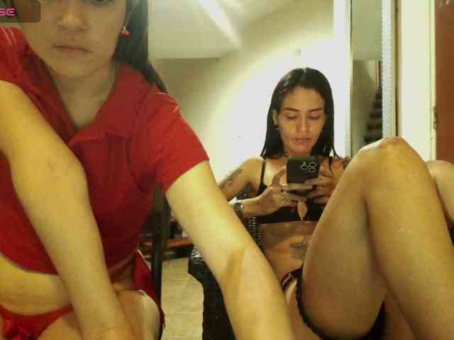 EmmaHerby1 webcam